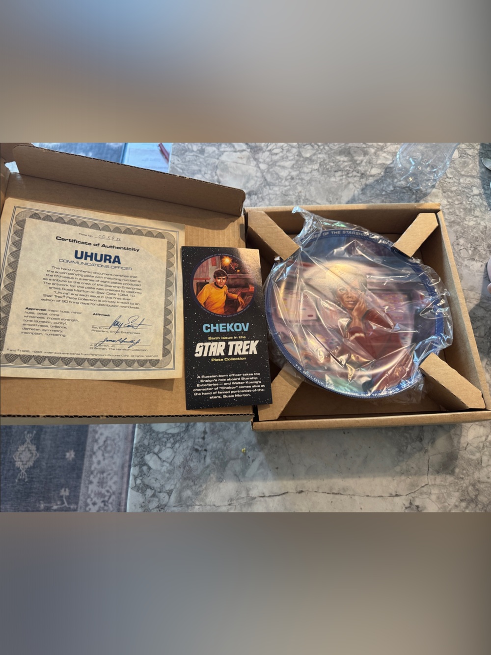 Star Trek UHURA New in box Collector Plate with Certificate